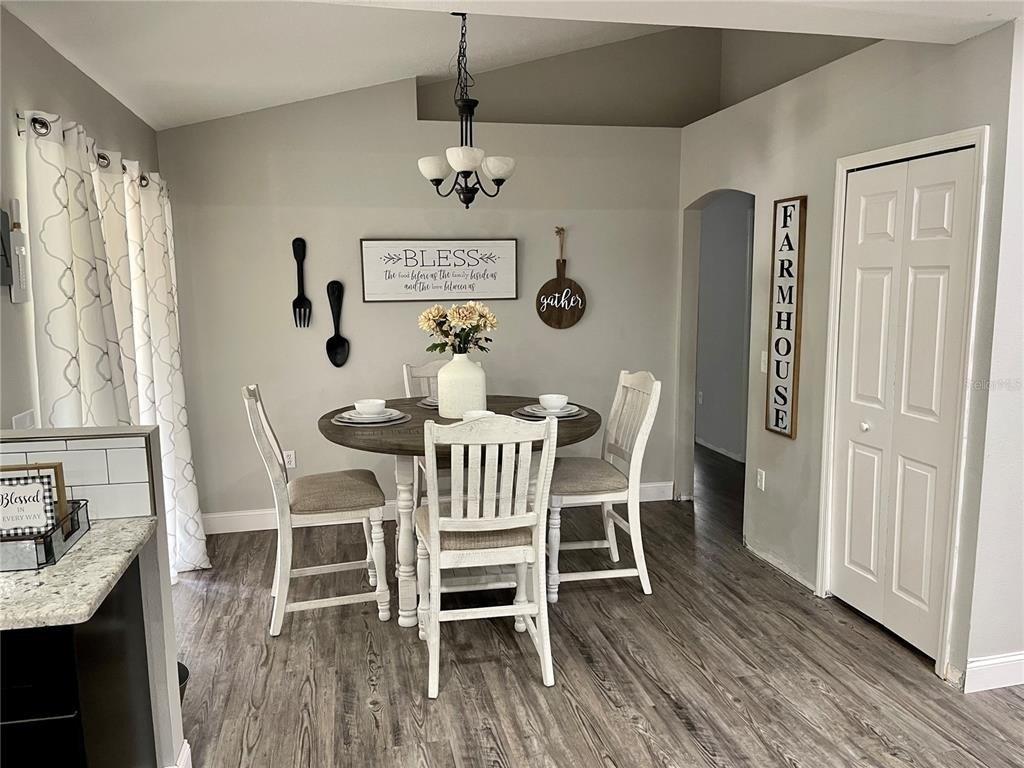 Tracy Ln, Deltona, FL 32738