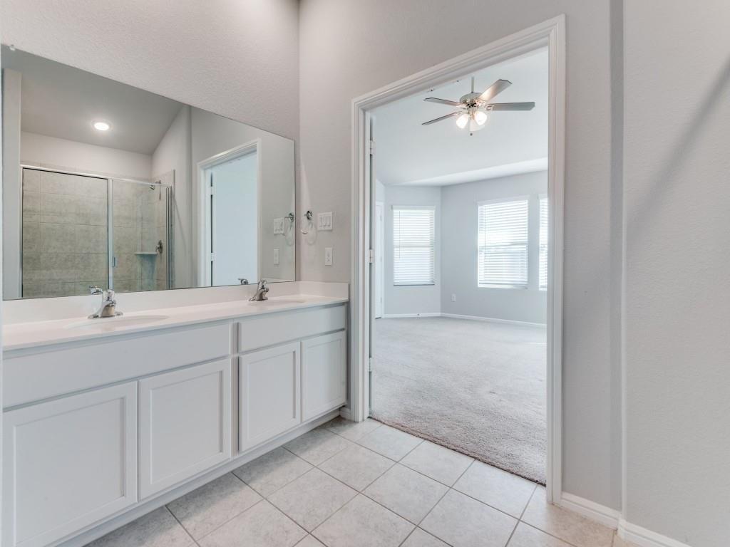 Sutton Fields Trl, Aubrey, TX 76227
