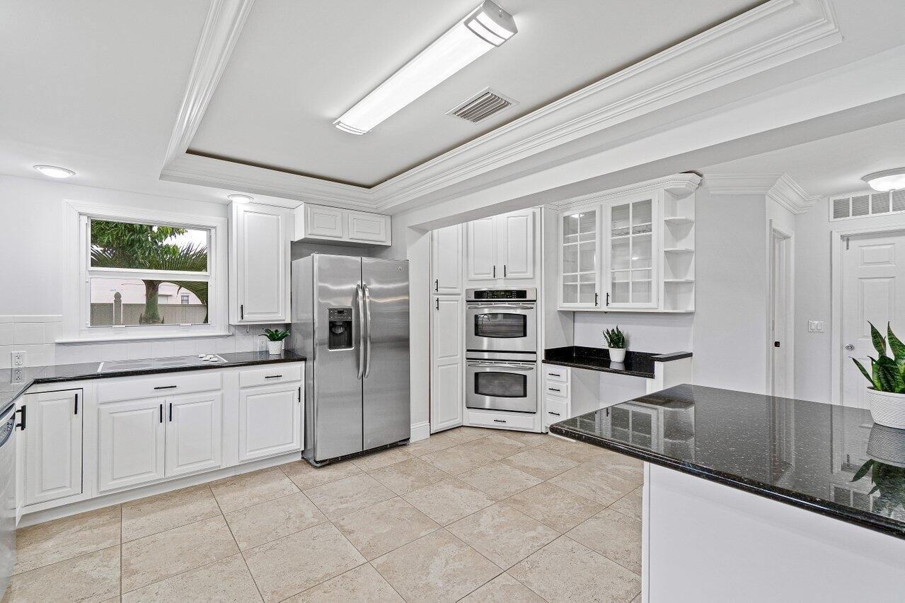 Sw 17th St, Boca Raton, FL 33486