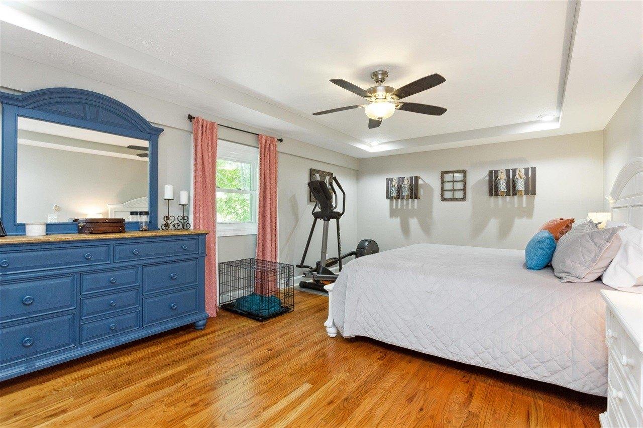 Smallhouse Rd, Bowling Green, KY 42104