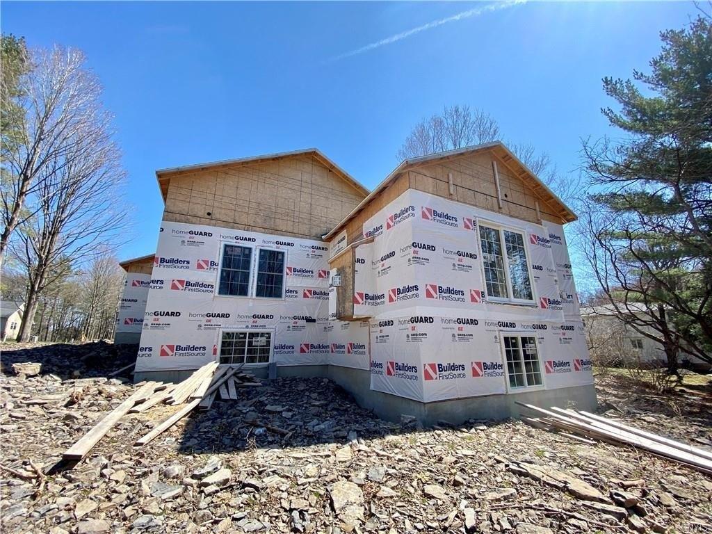 Pauli Dr, Manlius, NY 13104