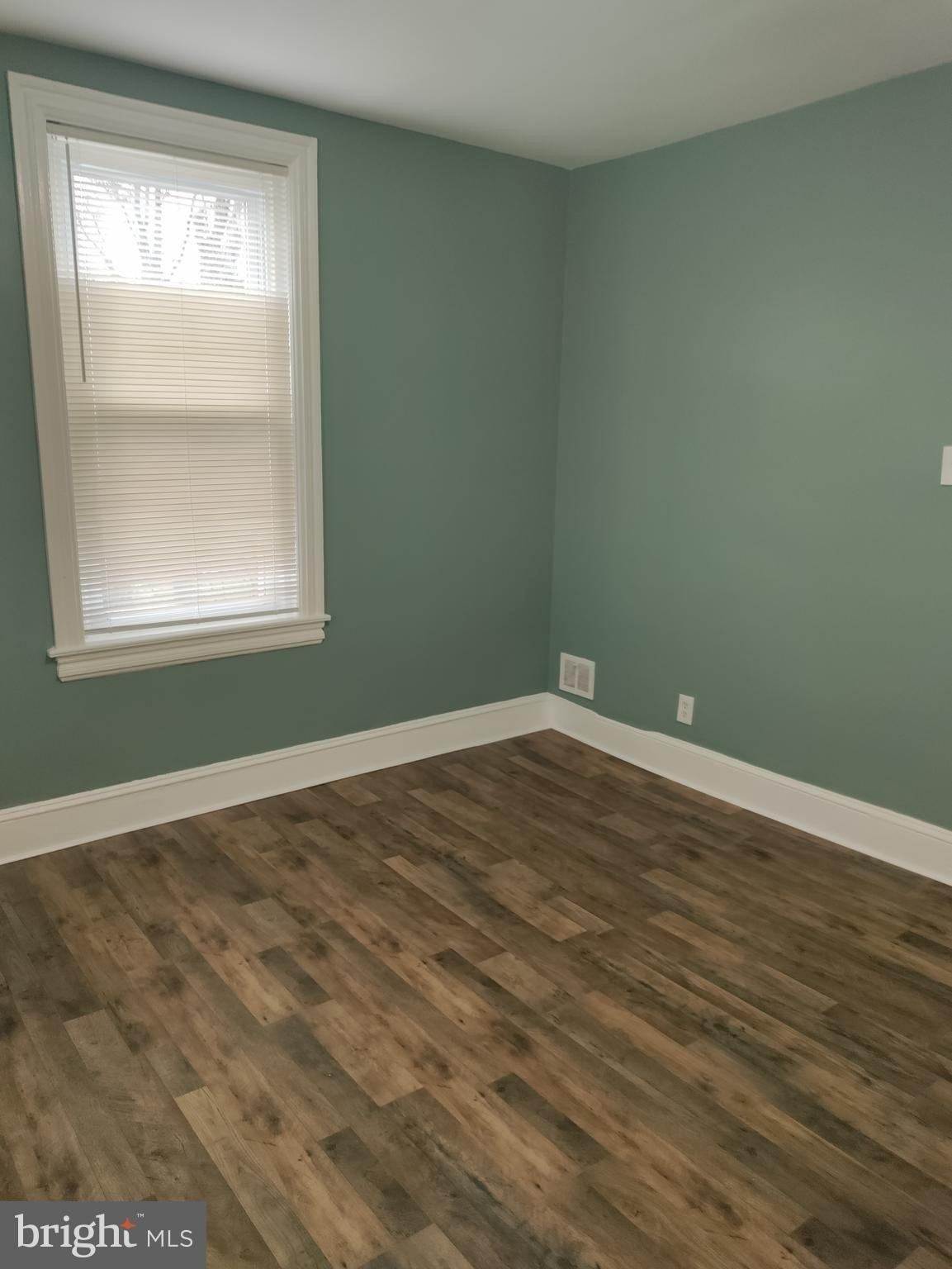 S 7th St, Darby, PA 19023
