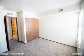 Greenwood Dr, South Lyon, MI 48178
