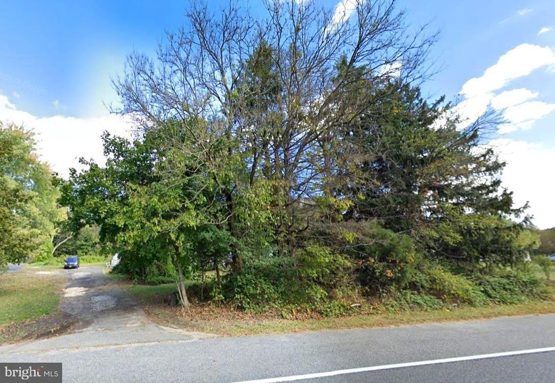 N Tuckahoe Rd, Williamstown, NJ 08094