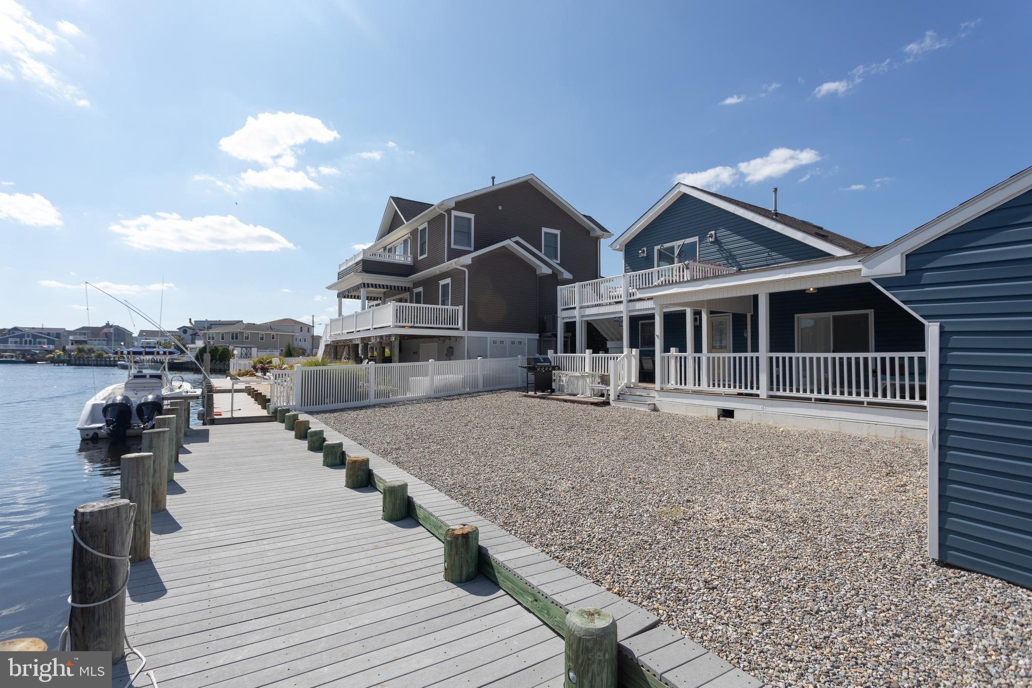 Marguerite Ln, Manahawkin, NJ 08050