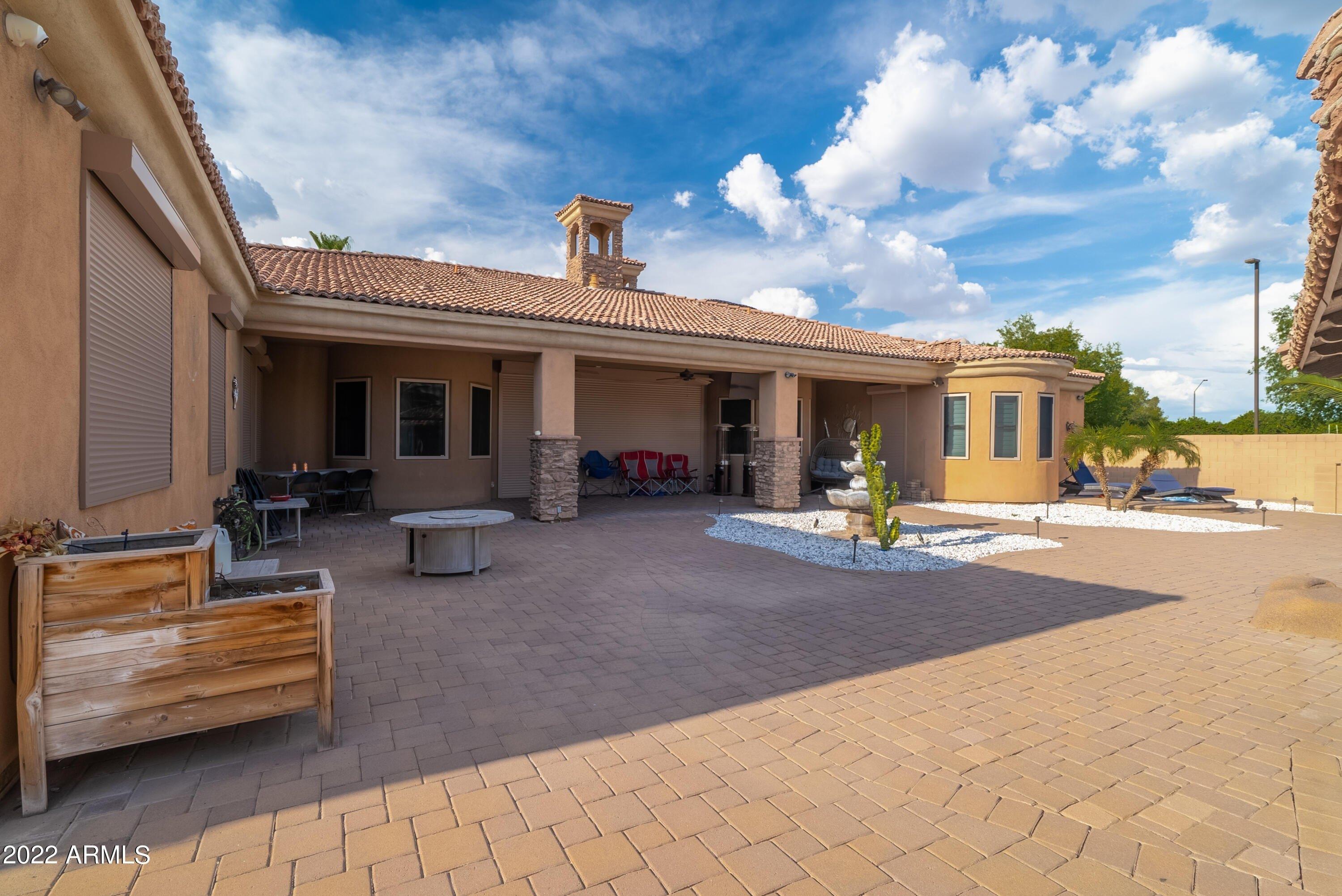 E Plum St, Gilbert, AZ 85298