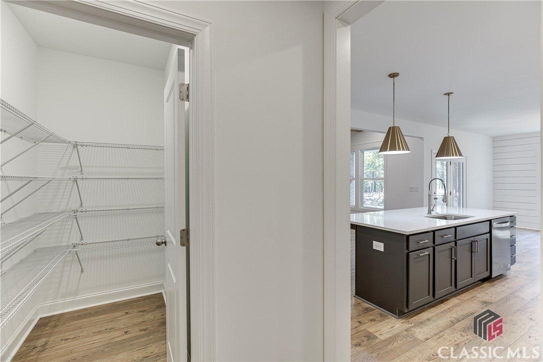 Riverhill Dr, Bishop, GA 30621