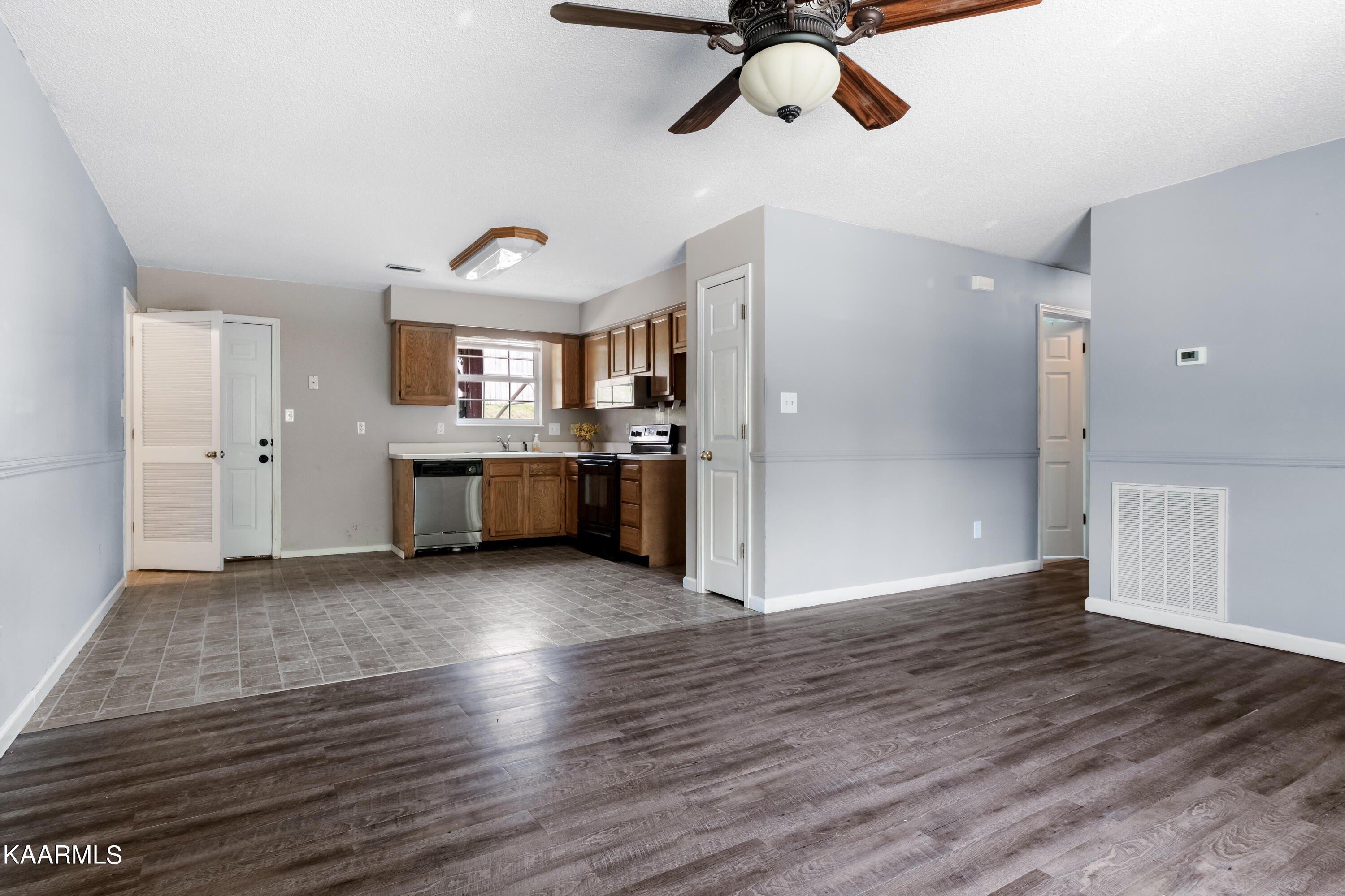 Marsala Ln, Knoxville, TN 37938