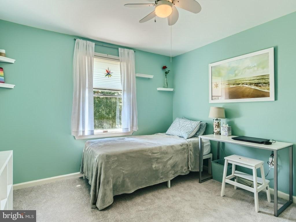 Avoca Ave, Ellicott City, MD 21043