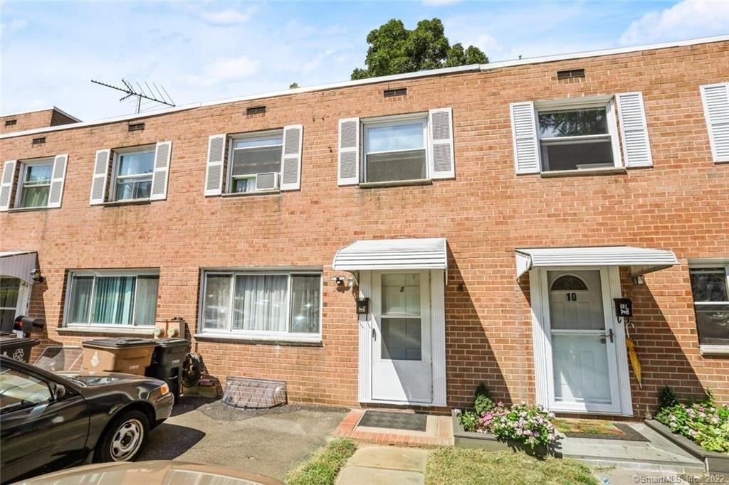 Avon Ln, Stamford, CT 06907