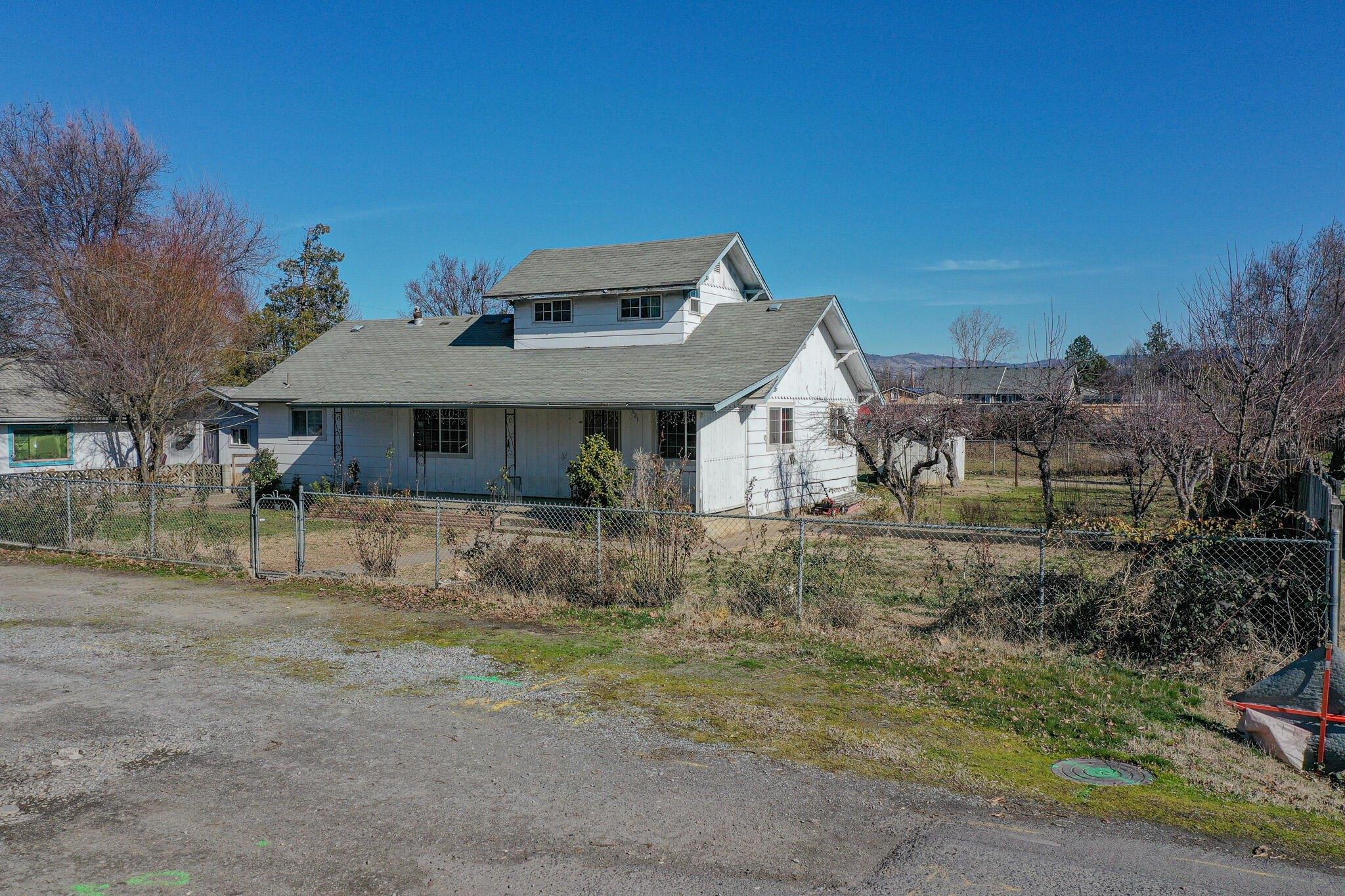 Cherry St, Medford, OR 97501