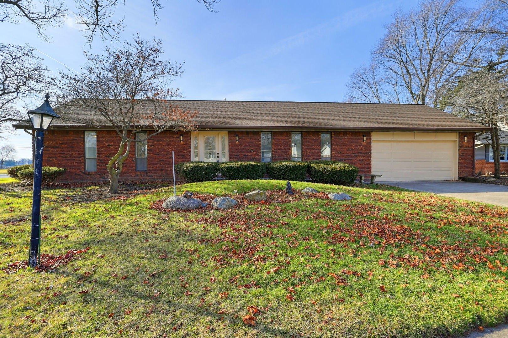 Brookshire E, Champaign, IL 61821