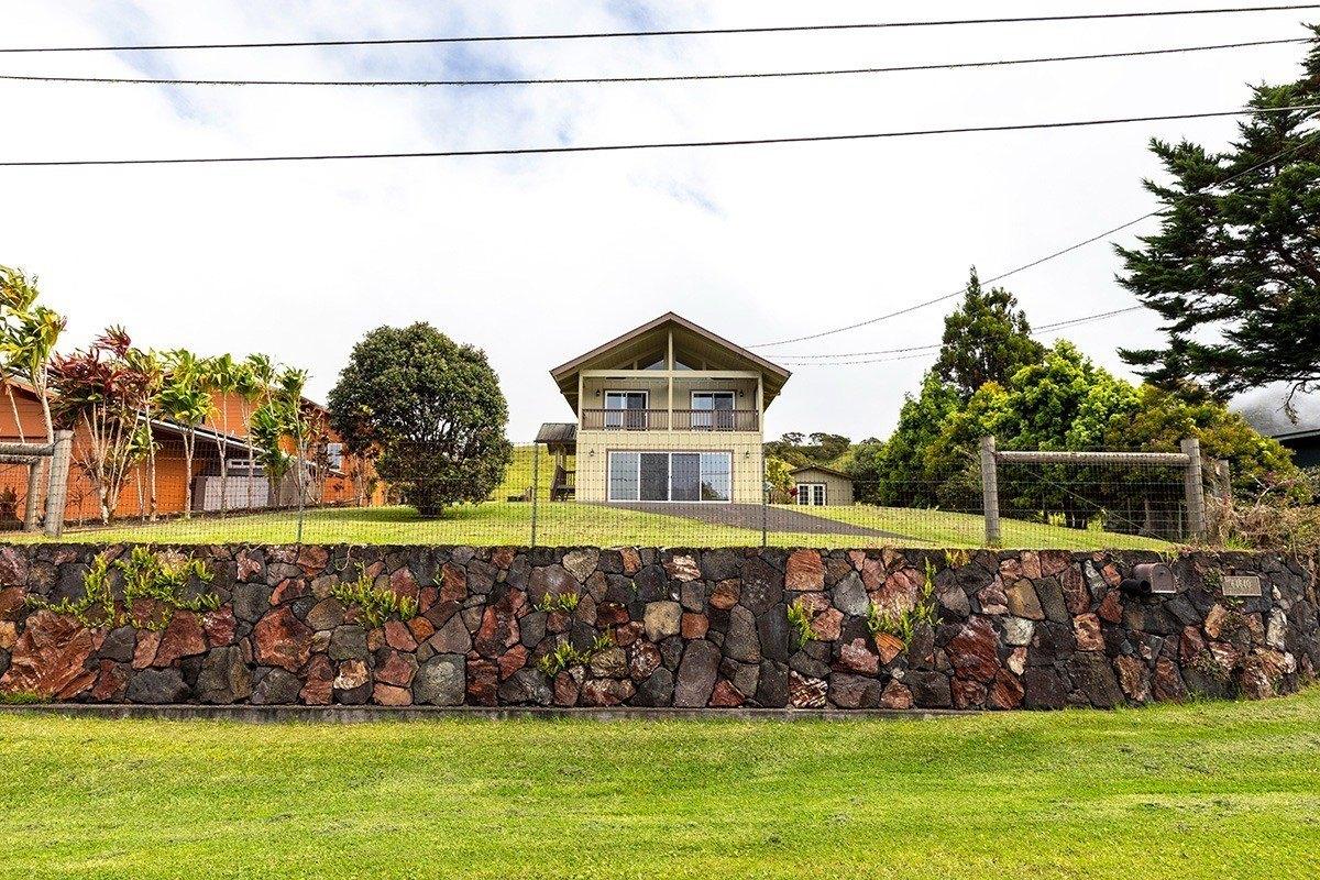 Puu Aheahe St, Kamuela, HI 96743