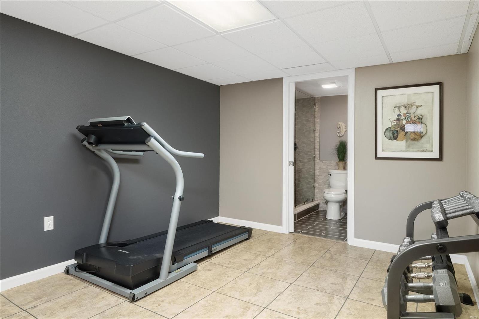 Timberwolf Trl, Fairview Heights, IL 62208