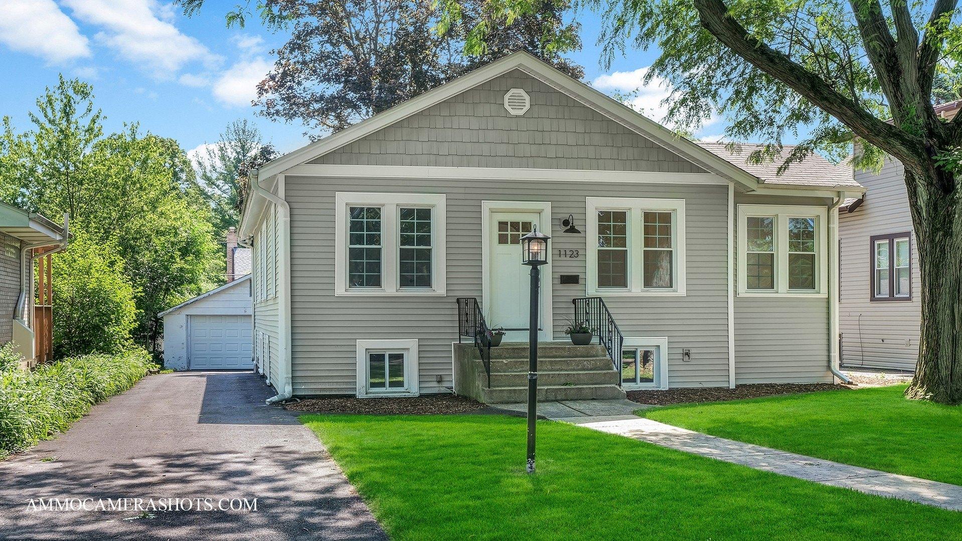 Santa Rosa Ave, Wheaton, IL 60187