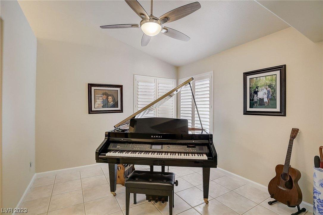 Lark Canyon Ct, North Las Vegas, NV 89031