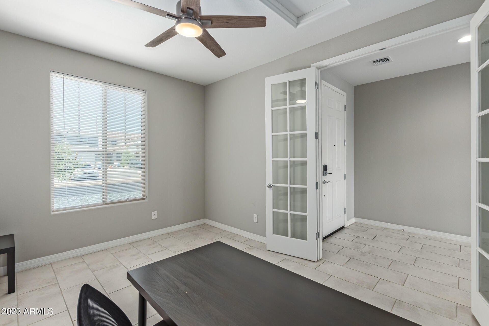 W Palo Verde Dr, Glendale, AZ 85305