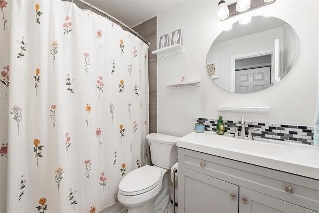 E 137th Pl, Coweta, OK 74429