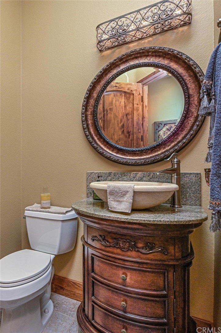 Via Lobato, Temecula, CA 92592