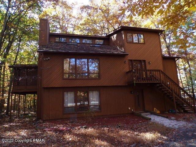 Robinwood Ter, East Stroudsburg, PA 18301