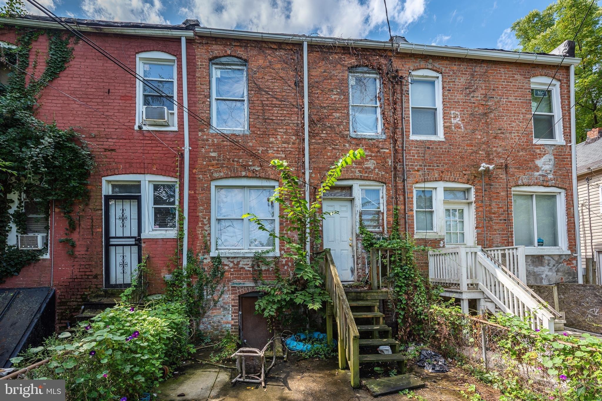 Denmore Ave, Baltimore, MD 21215