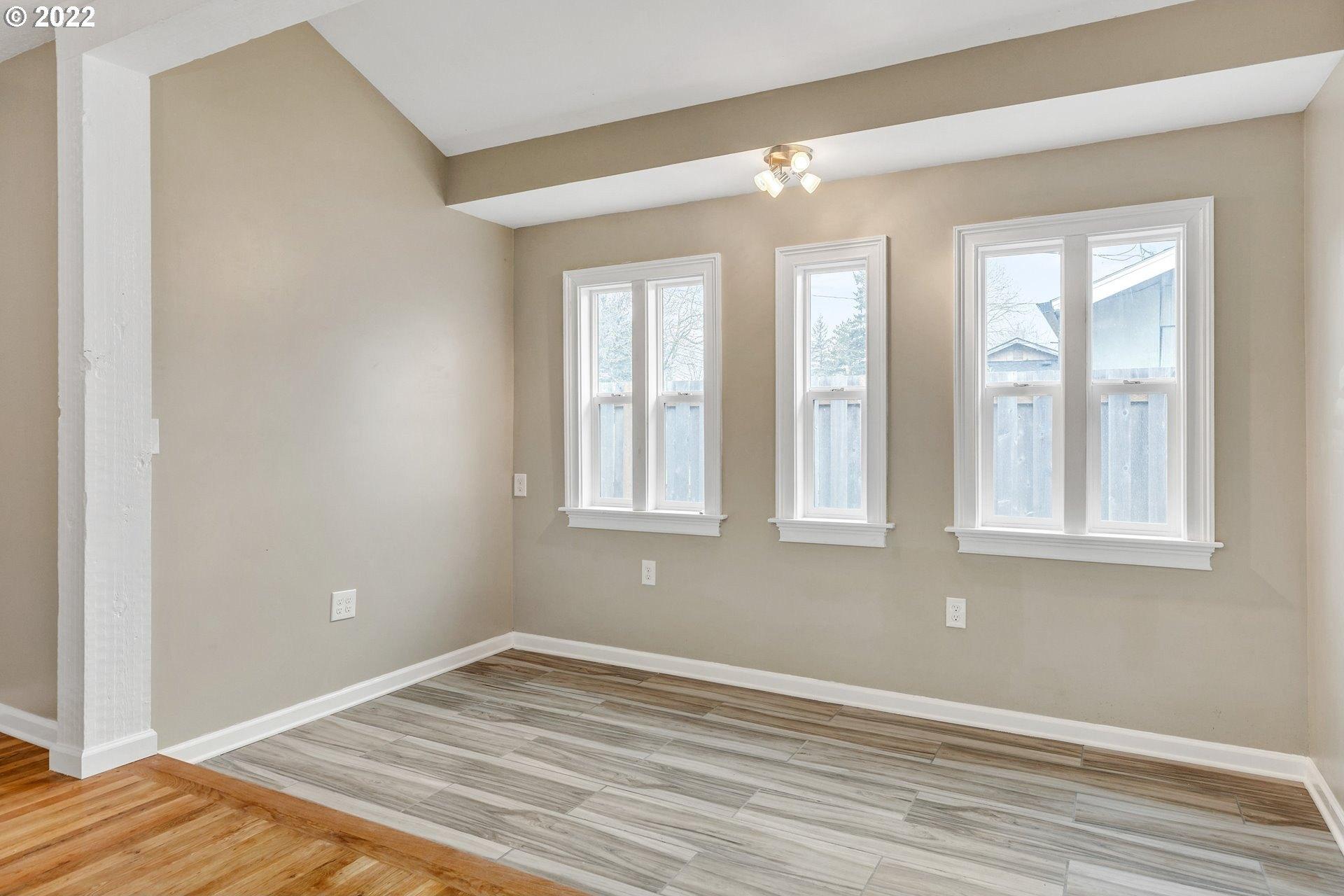 Se 159th Ave, Portland, OR 97233