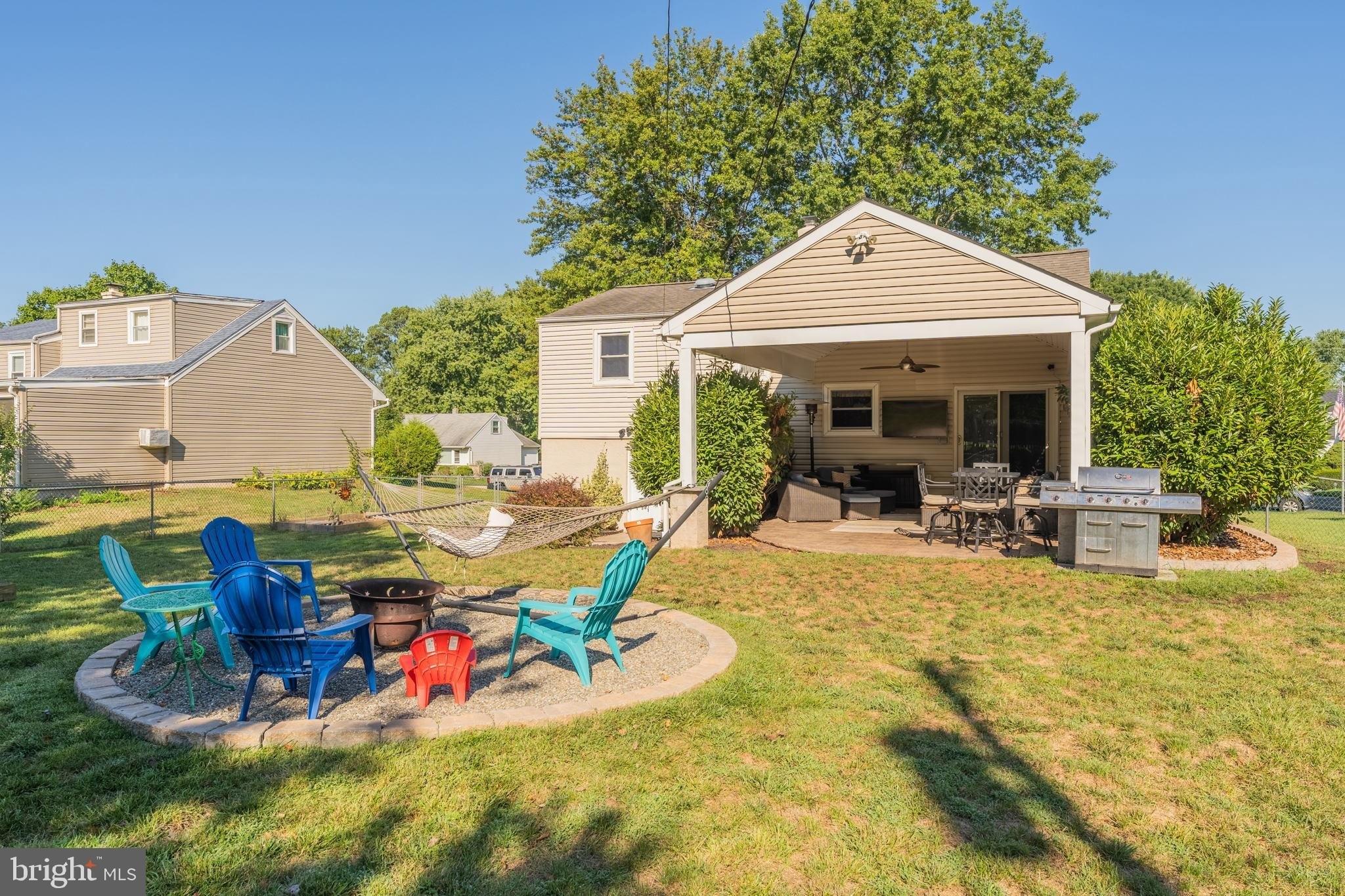 Central Dr, Lansdale, PA 19446