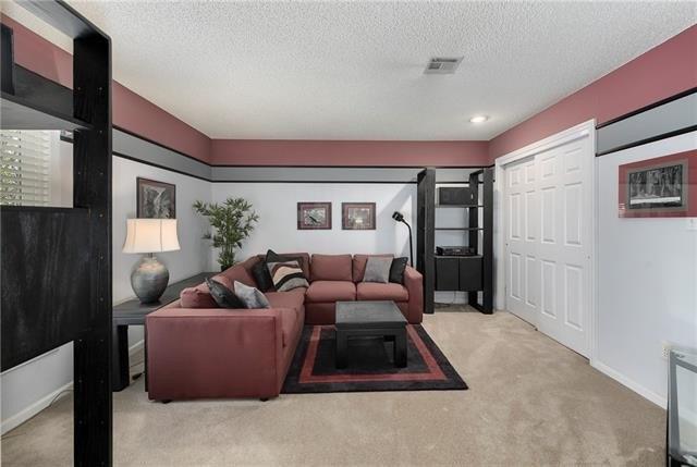 Acuff Ln, Lenexa, KS 66215