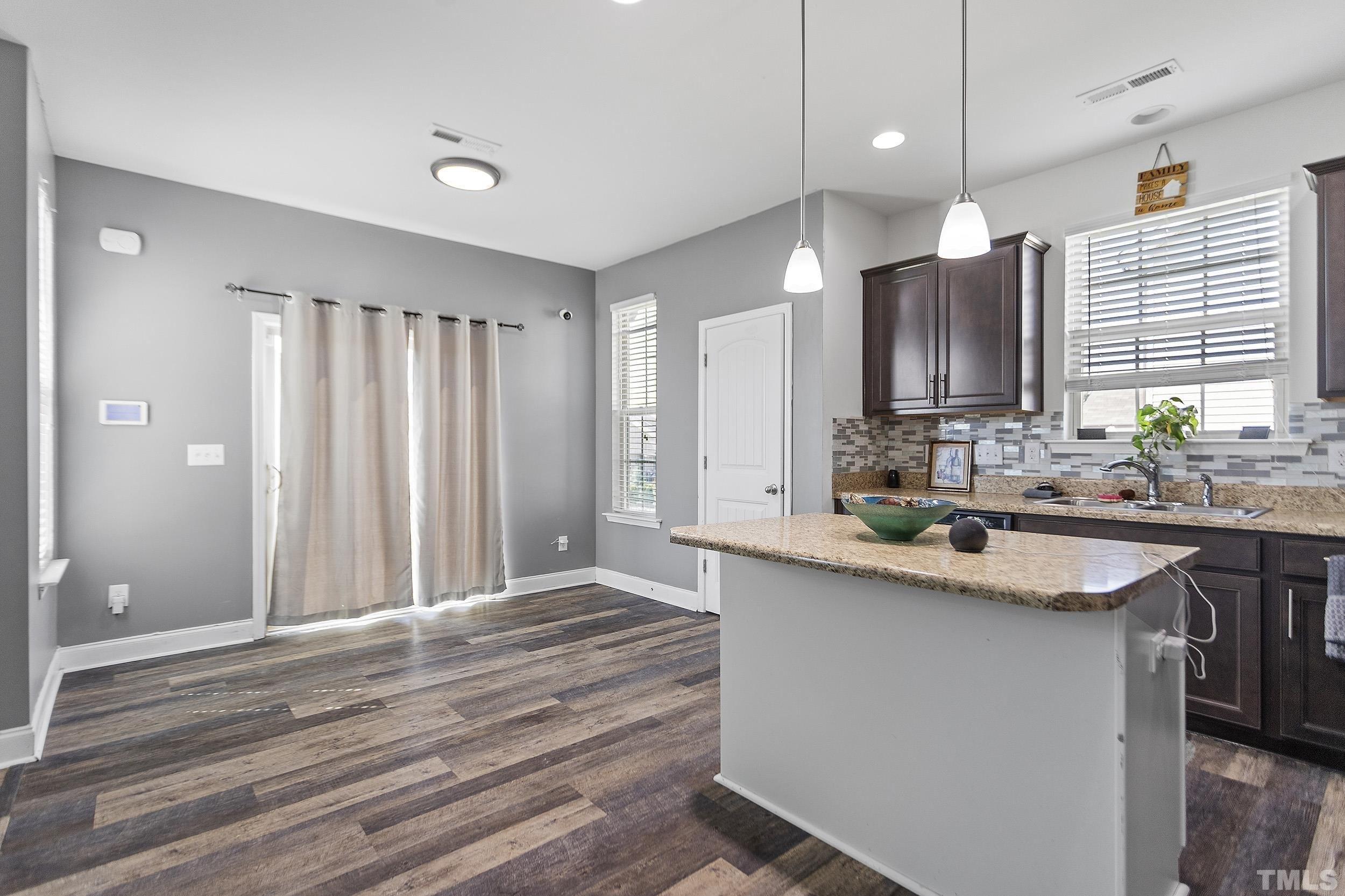 Golden Plum Ln, Zebulon, NC 27597