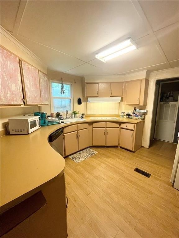 Clark Cir Se, Acworth, GA 30102