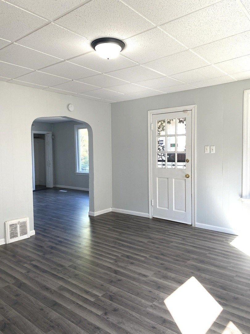 5th Ave, Joliet, IL 60433
