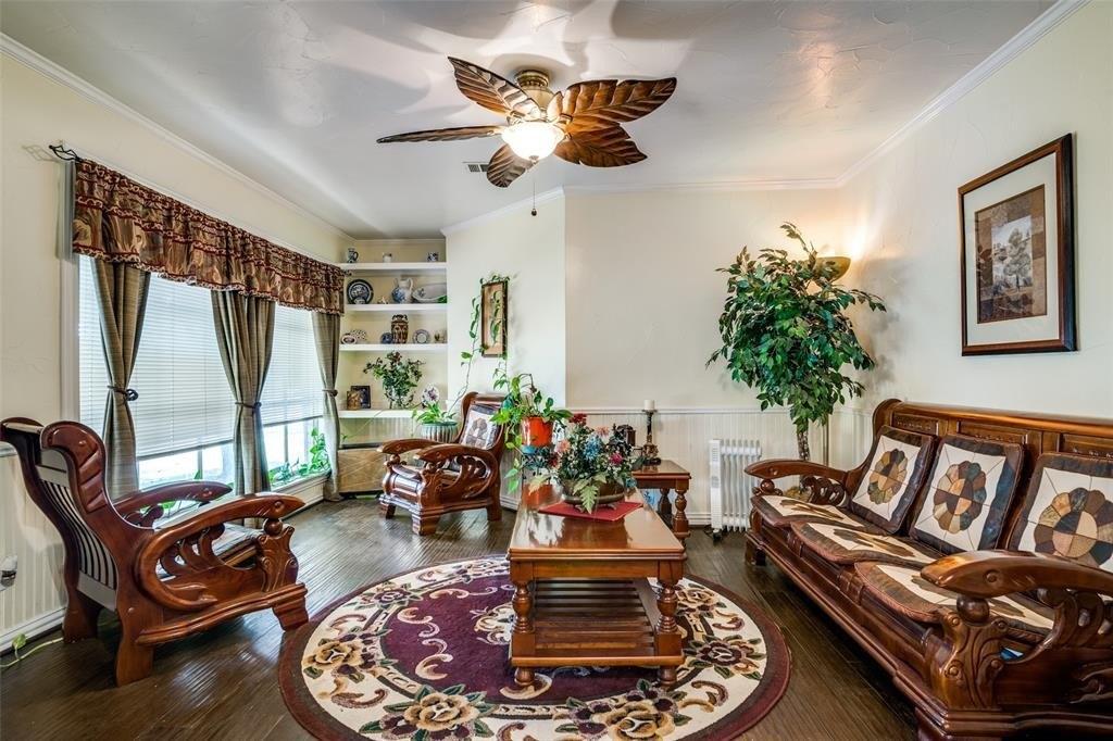 Stony Brook Ln, Garland, TX 75043