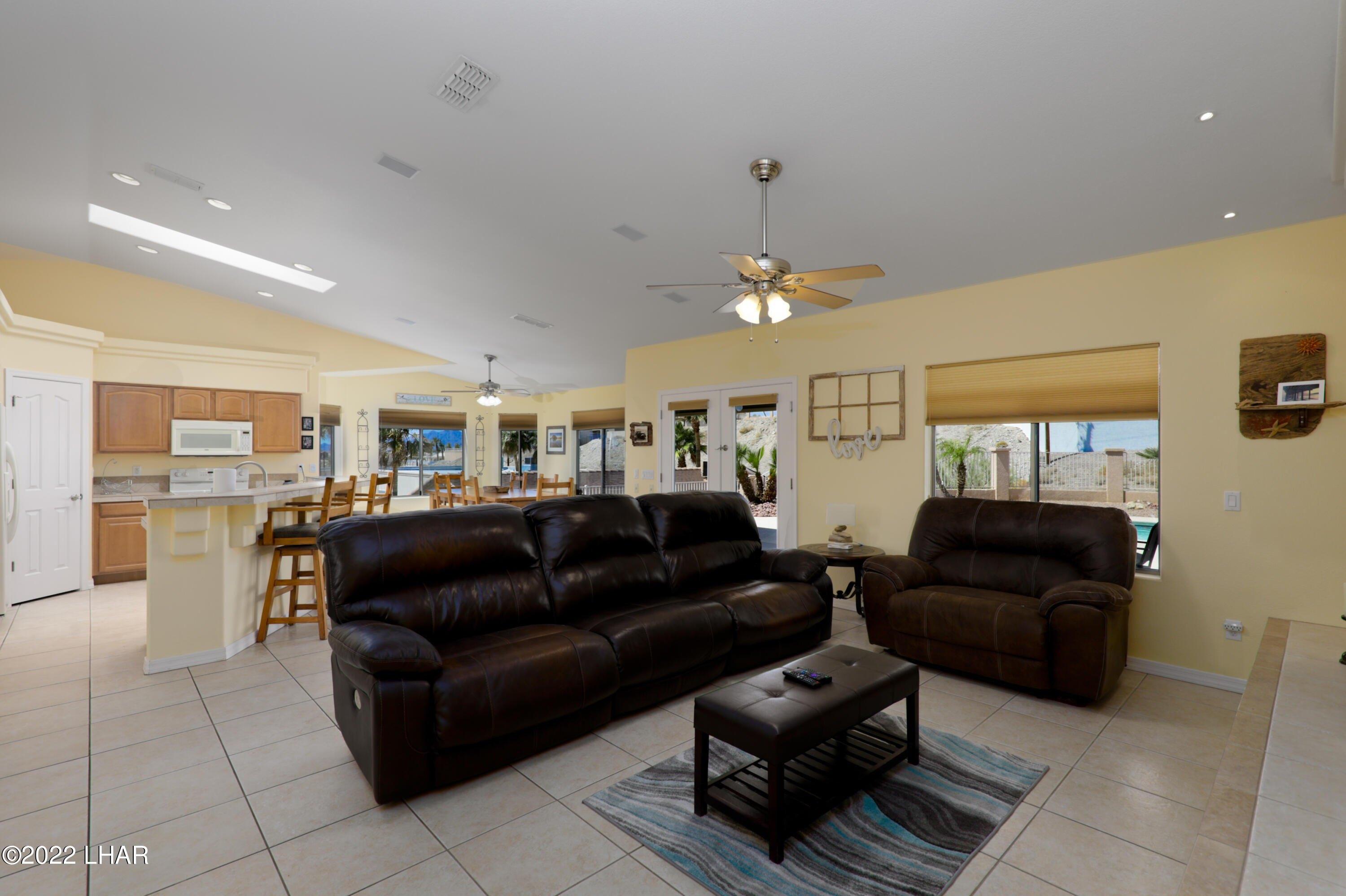 Amigo Dr, Lake Havasu City, AZ 86404