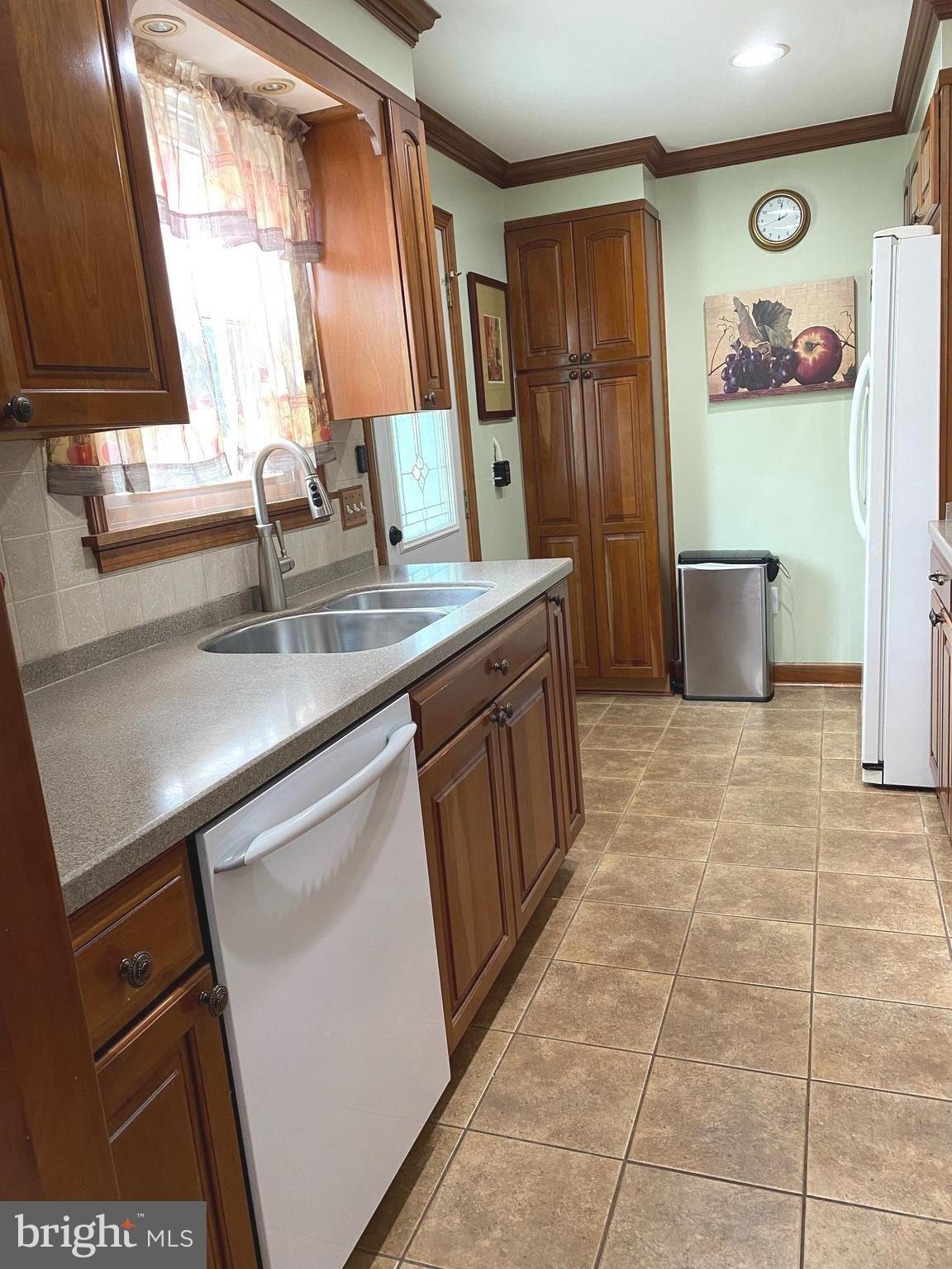 Governors Gate Ln, Linthicum Heights, MD 21090