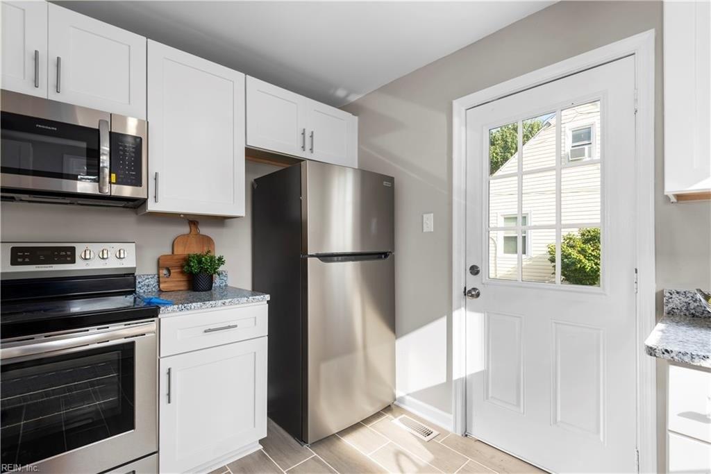 Tareyton Ln, Portsmouth, VA 23701