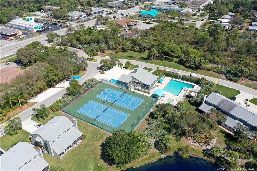 Ne Holly Creek Dr, Jensen Beach, FL 34957