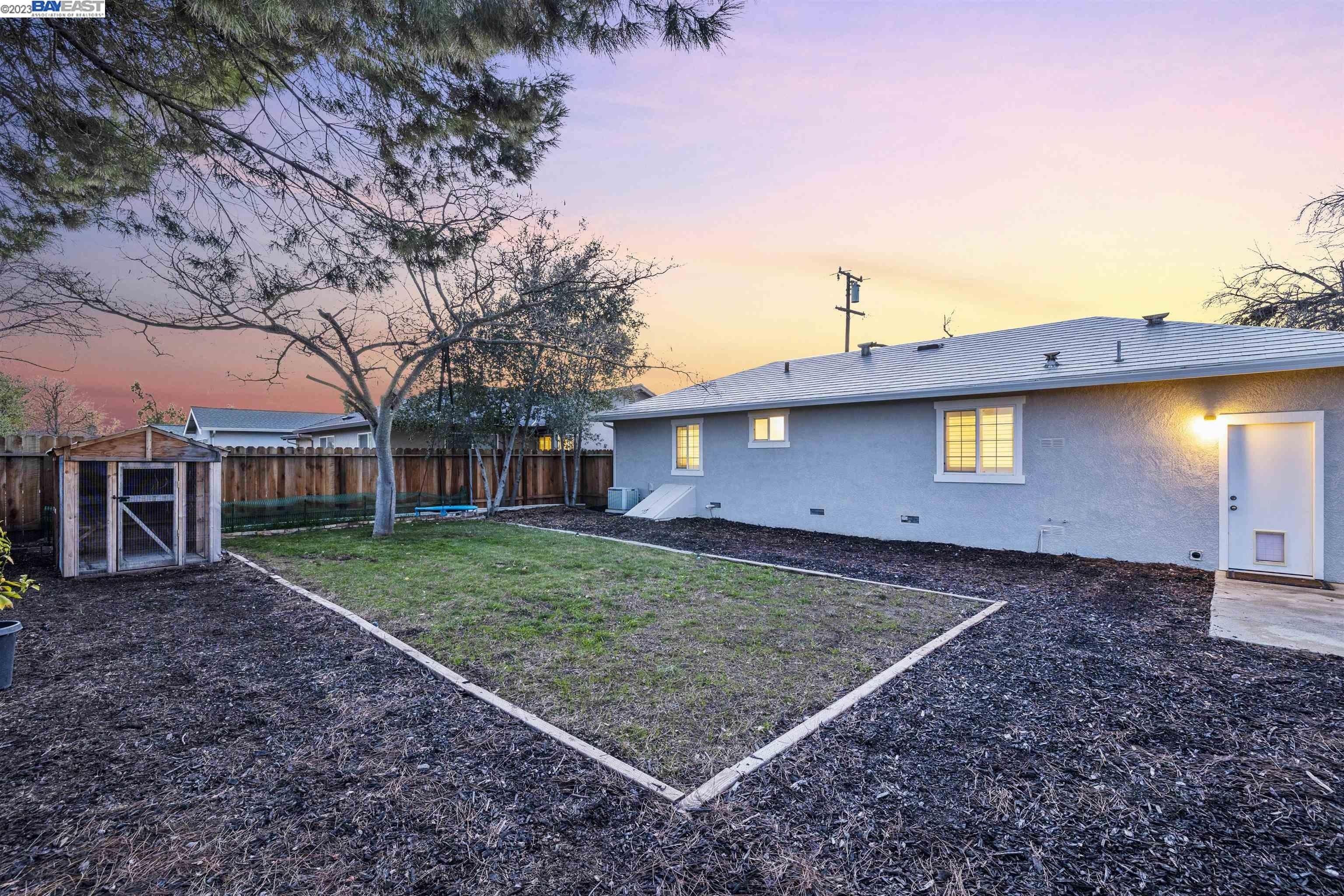 S S St, Livermore, CA 94550