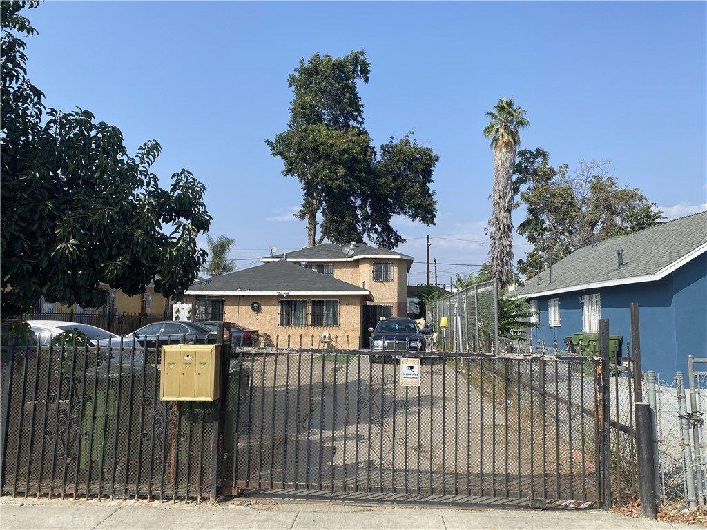 E 59th St, Los Angeles, CA 90001