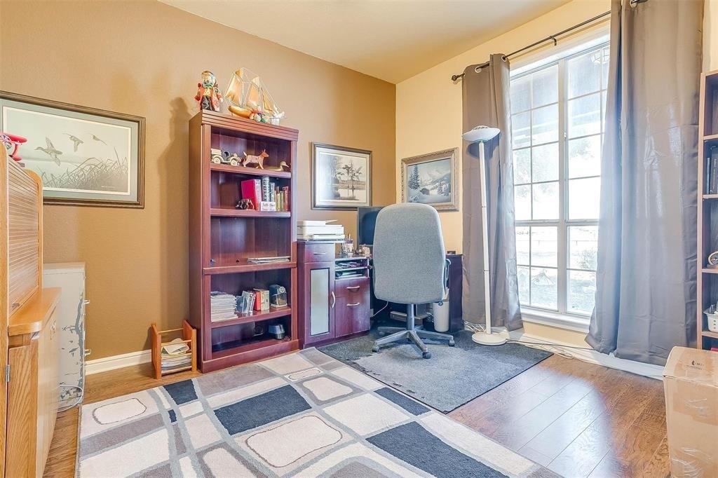 Lakeshore Dr, Cleburne, TX 76033