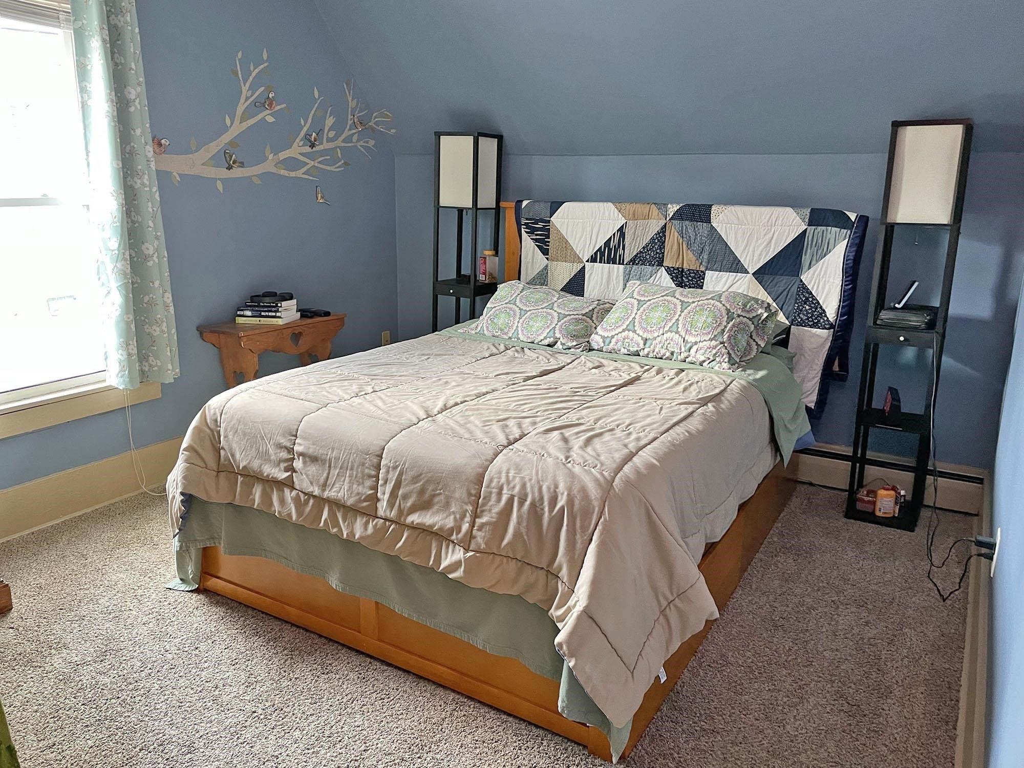 Williams St, Brattleboro, VT 05301