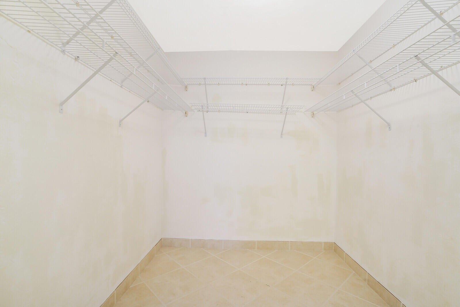 Muirfield Dr, Lake Worth, FL 33462
