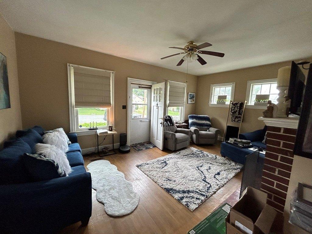 E Spiller St, Wytheville, VA 24382
