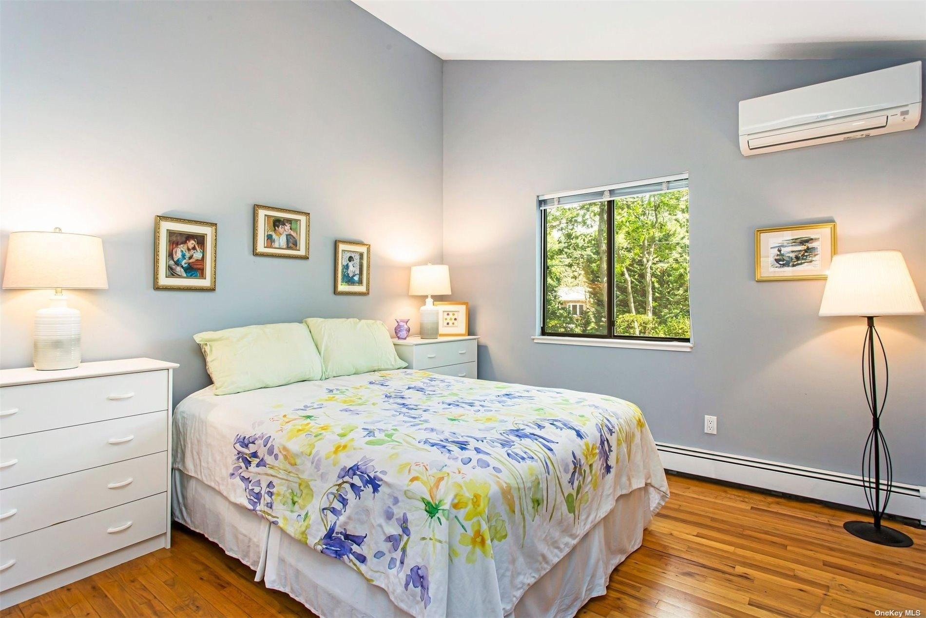 Squires Ave, East Quogue, NY 11942