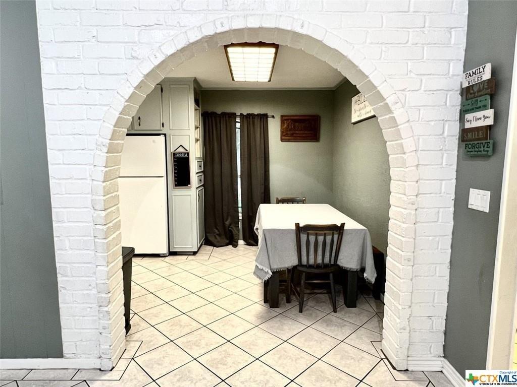 Bingham Rd, Victoria, TX 77904