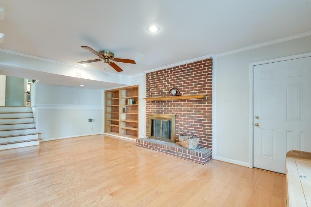 Coralwood Dr, Decatur, GA 30033