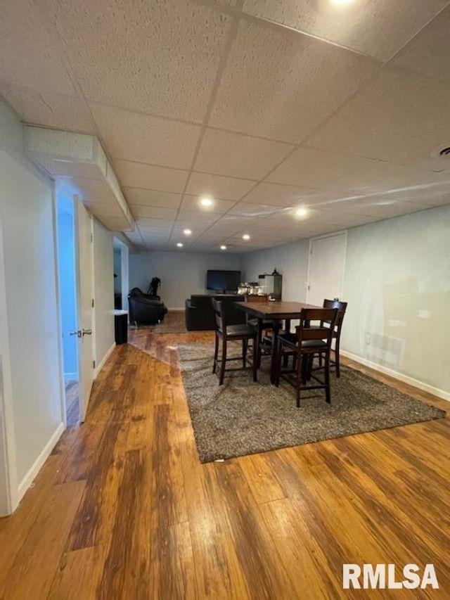 13th Ave, Fulton, IL 61252