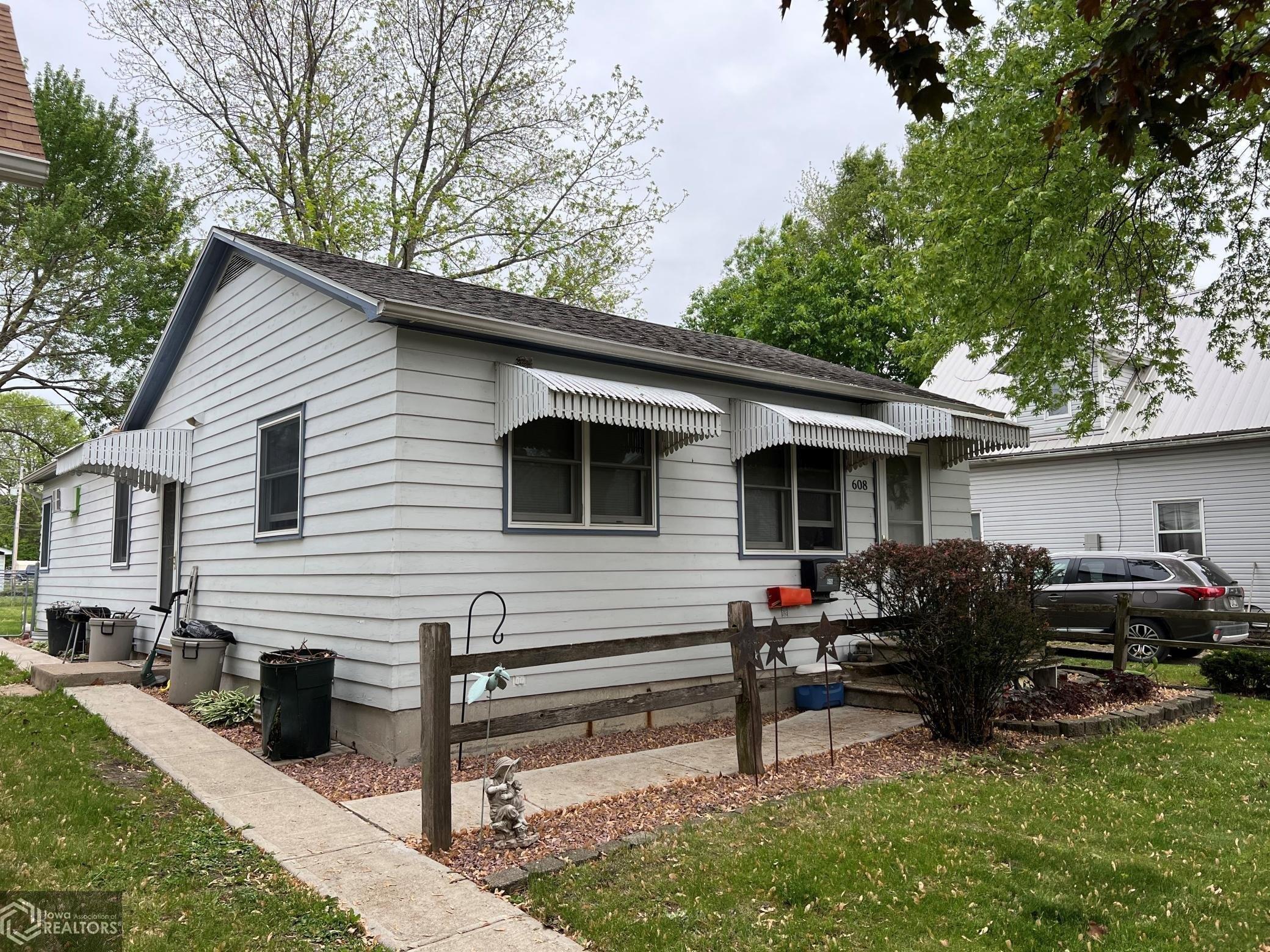 S 5th St, Oskaloosa, IA 52577