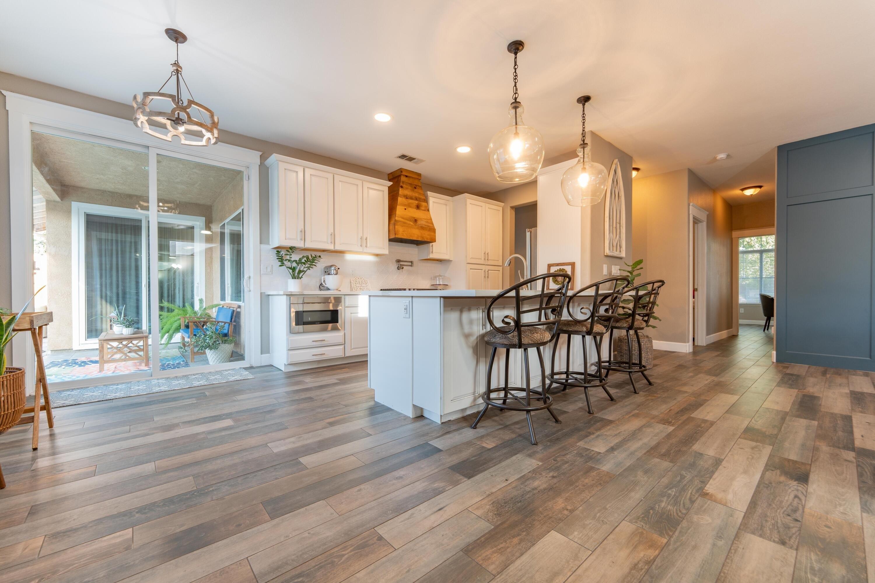 W Dorothea Ave, Visalia, CA 93277