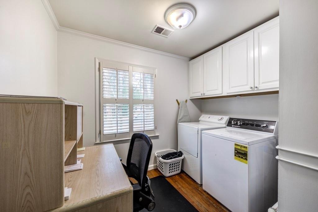 High Brook Dr, Sandy Springs, GA 30342
