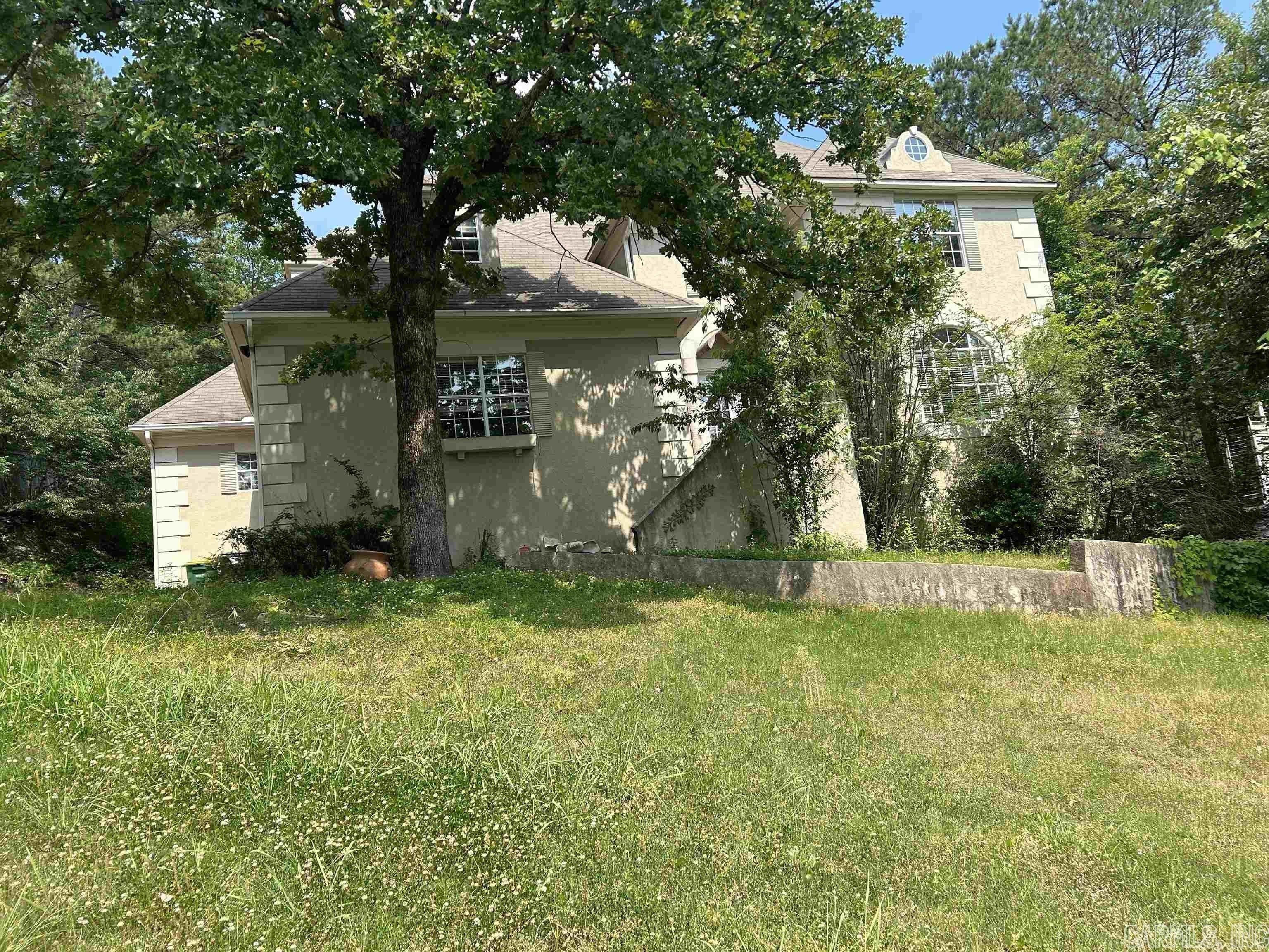 Pontalba Dr, Little Rock, AR 72211